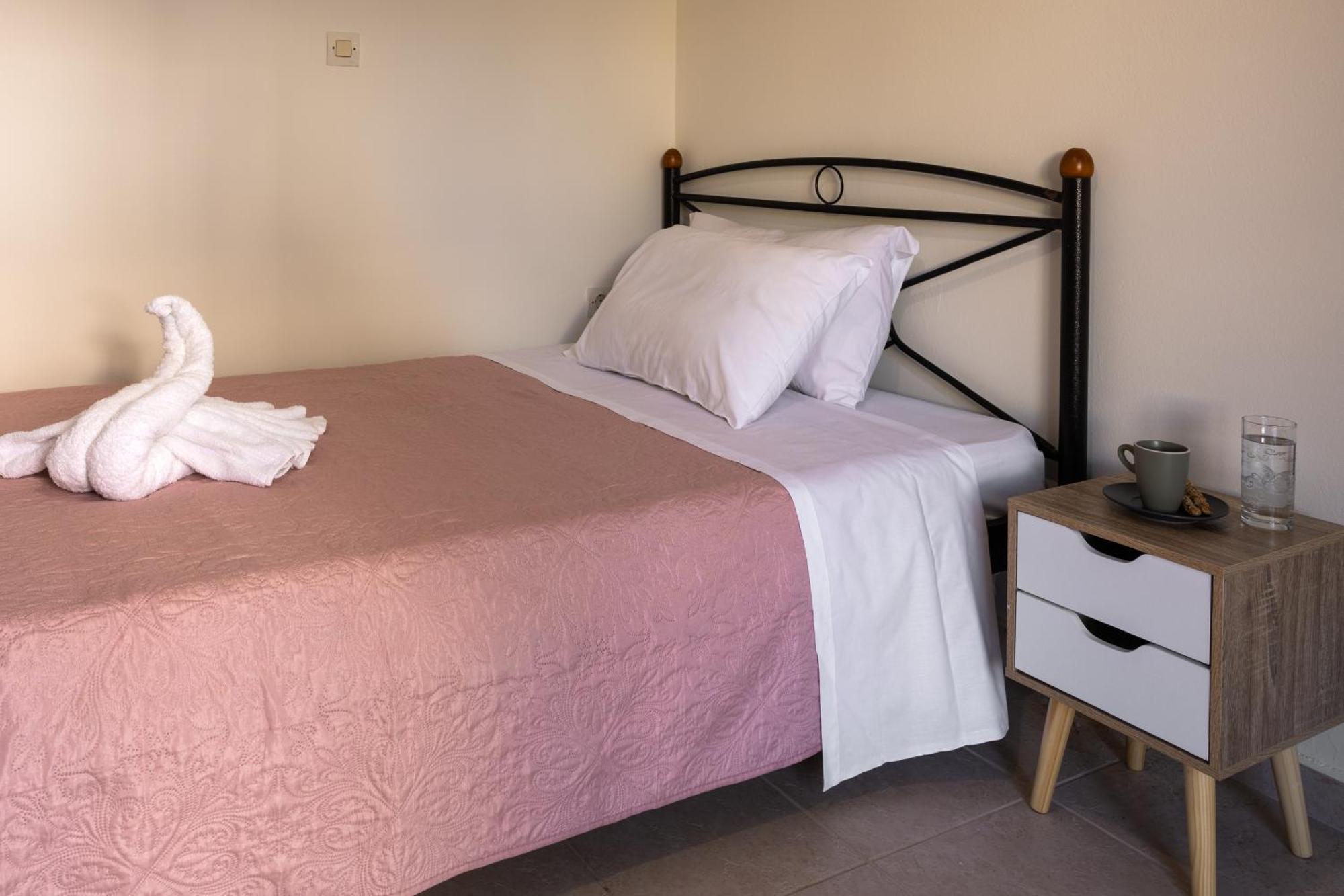 Pavlos Apartments Αργοστόλι Εξωτερικό φωτογραφία