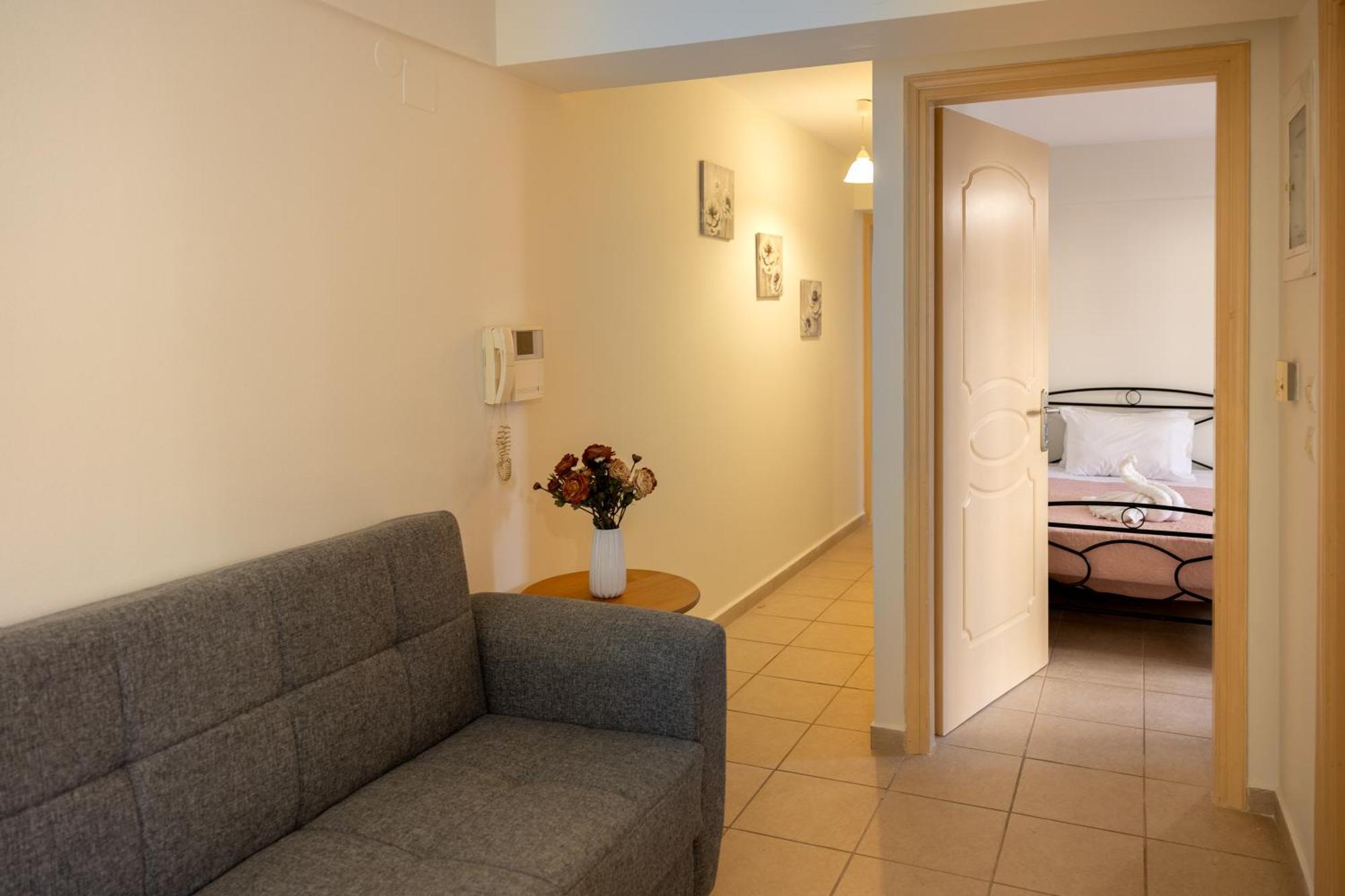 Pavlos Apartments Αργοστόλι Εξωτερικό φωτογραφία