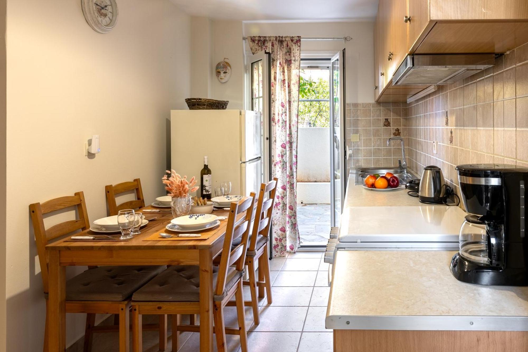 Pavlos Apartments Αργοστόλι Εξωτερικό φωτογραφία